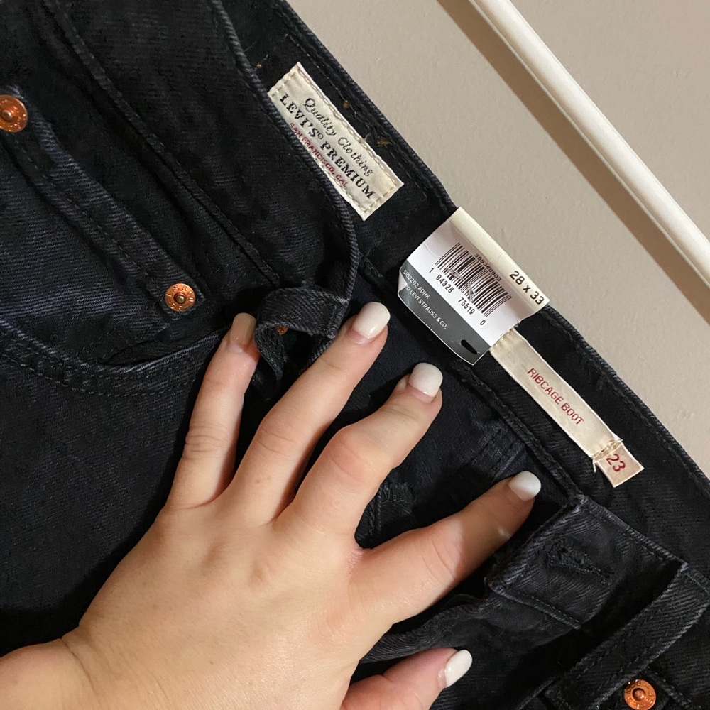 LEVIS FLARE BOOTCUT NBW NWT